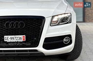 Внедорожник / Кроссовер Audi Q5 2009 в 