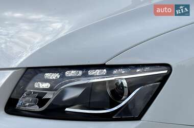 Внедорожник / Кроссовер Audi Q5 2009 в 