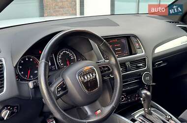Внедорожник / Кроссовер Audi Q5 2009 в 