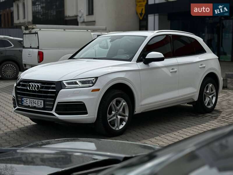 Позашляховик / Кросовер Audi Q5 2018 в Чернівцях