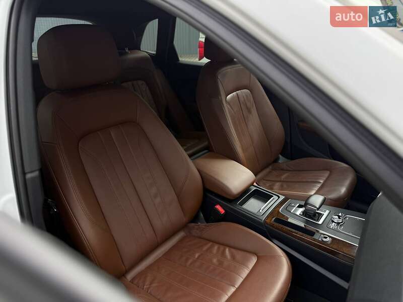 Позашляховик / Кросовер Audi Q5 2018 в Чернівцях