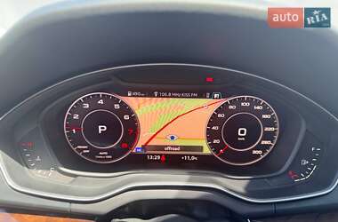 Внедорожник / Кроссовер Audi Q5 2018 в 