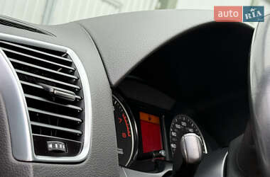 Внедорожник / Кроссовер Audi Q5 2010 в 