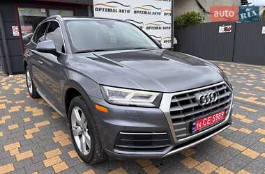 Внедорожник / Кроссовер Audi Q5 2018 в 