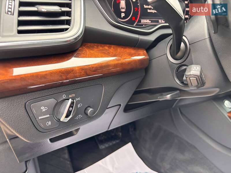 Внедорожник / Кроссовер Audi Q5 2018 в Львове