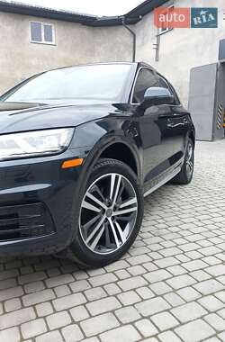 Внедорожник / Кроссовер Audi Q5 2017 в Ивано-Франковске