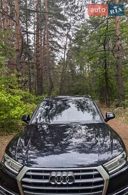 Внедорожник / Кроссовер Audi Q5 2017 в Киеве