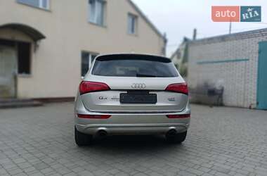 Позашляховик / Кросовер Audi Q5 2015 в 
