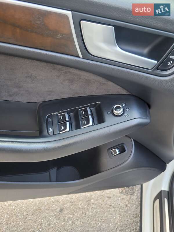 Внедорожник / Кроссовер Audi Q5 2016 в Одессе