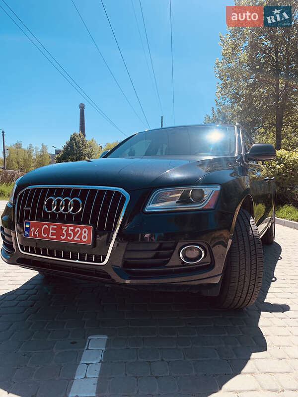 Внедорожник / Кроссовер Audi Q5 2016 в Новояворовске