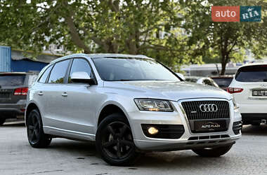 Внедорожник / Кроссовер Audi Q5 2012 в 
