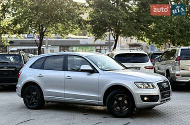 Внедорожник / Кроссовер Audi Q5 2012 в 