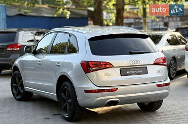 Внедорожник / Кроссовер Audi Q5 2012 в 