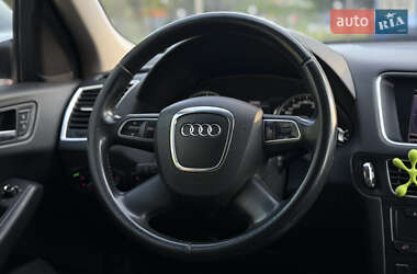 Внедорожник / Кроссовер Audi Q5 2012 в 