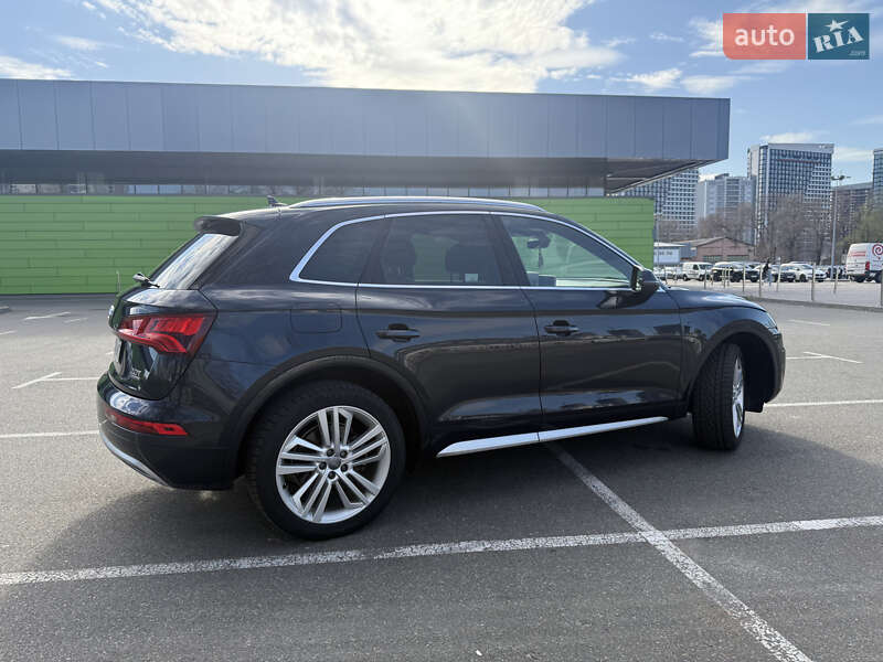 Внедорожник / Кроссовер Audi Q5 2018 в Киеве
