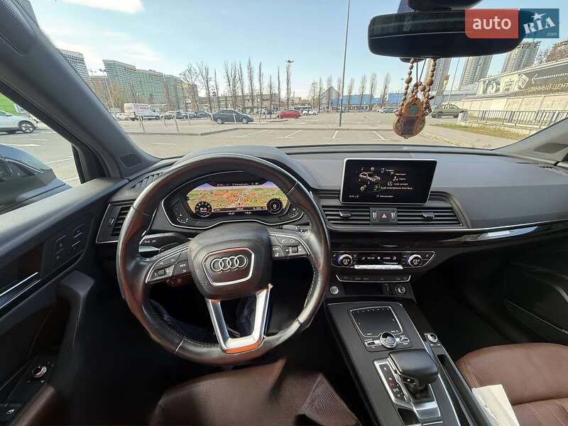 Внедорожник / Кроссовер Audi Q5 2018 в Киеве