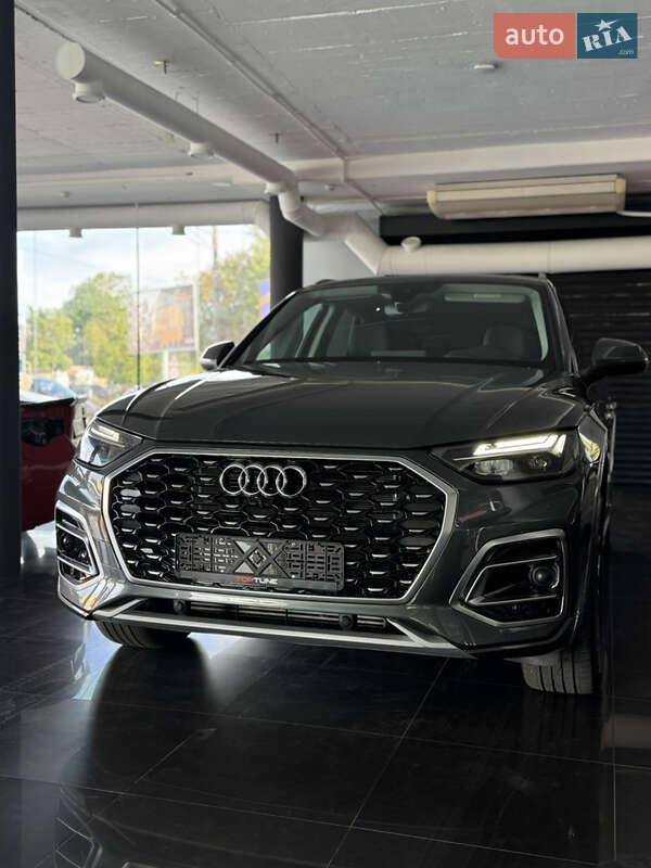 Внедорожник / Кроссовер Audi Q5 2022 в Одессе