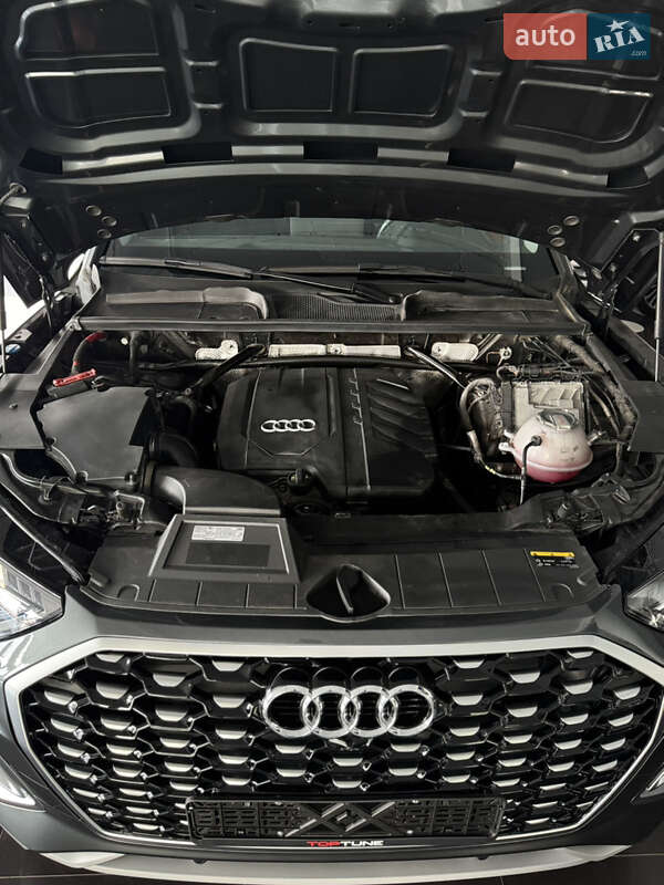Внедорожник / Кроссовер Audi Q5 2022 в Одессе