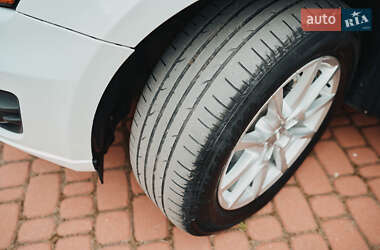 Внедорожник / Кроссовер Audi Q5 2011 в 