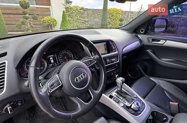 Внедорожник / Кроссовер Audi Q5 2016 в 