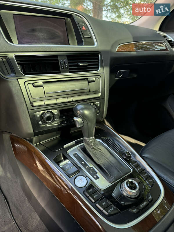 Внедорожник / Кроссовер Audi Q5 2012 в Киеве фото 13 Внедорожник / Кроссовер Audi Q5 2012 в Киеве