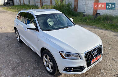 Позашляховик / Кросовер Audi Q5 2017 в 