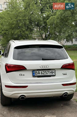 Внедорожник / Кроссовер Audi Q5 2015 в 