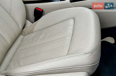 Позашляховик / Кросовер Audi Q5 2020 в 
