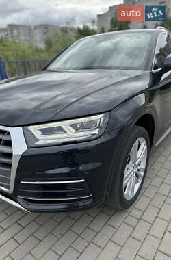 Внедорожник / Кроссовер Audi Q5 2020 в 