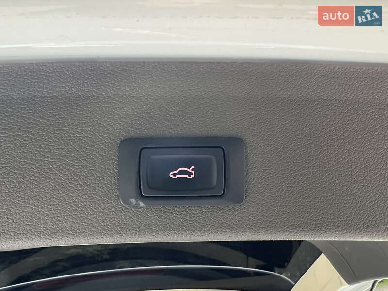 Внедорожник / Кроссовер Audi Q5 2014 в Львове