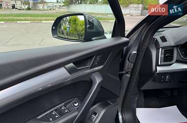 Внедорожник / Кроссовер Audi Q5 2020 в 