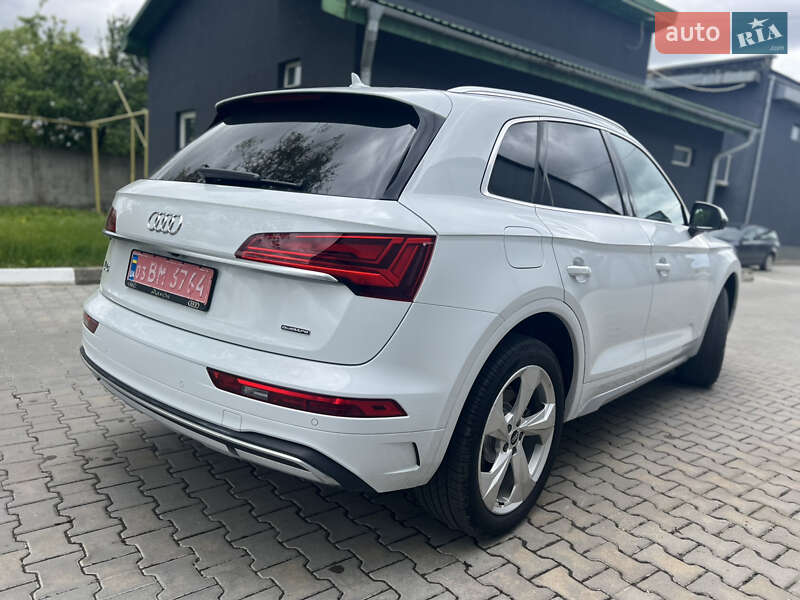 Позашляховик / Кросовер Audi Q5 2021 в Стрию