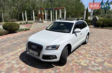 Внедорожник / Кроссовер Audi Q5 2015 в Миргороде