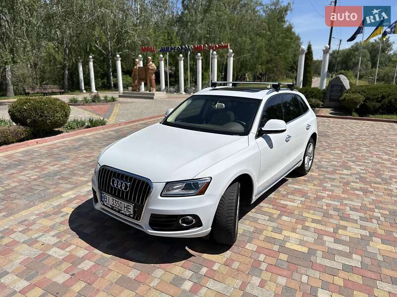 Внедорожник / Кроссовер Audi Q5 2015 в Миргороде