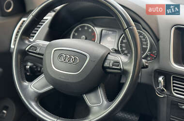 Внедорожник / Кроссовер Audi Q5 2016 в 