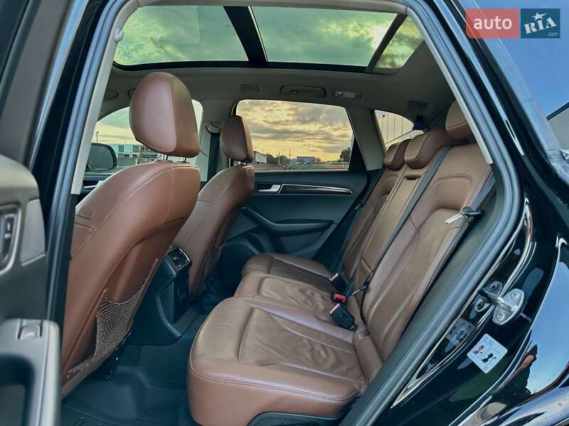 Внедорожник / Кроссовер Audi Q5 2011 в Львове