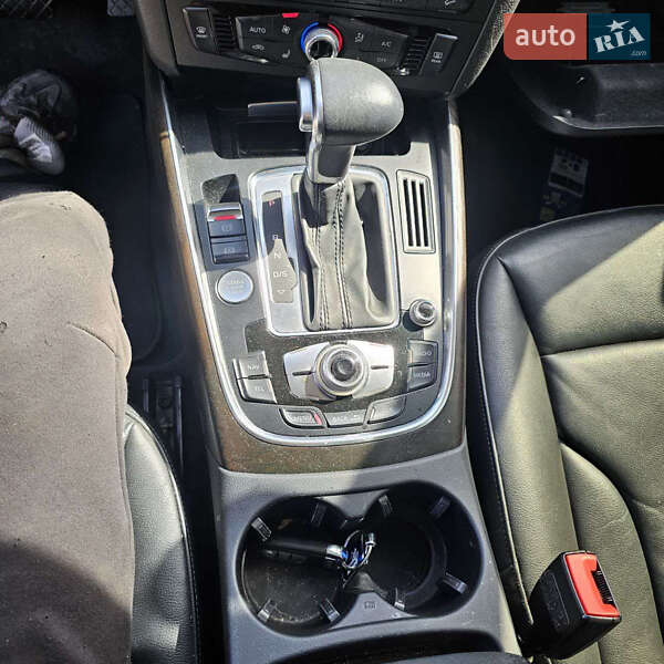 Внедорожник / Кроссовер Audi Q5 2015 в Львове