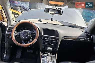 Внедорожник / Кроссовер Audi Q5 2015 в 
