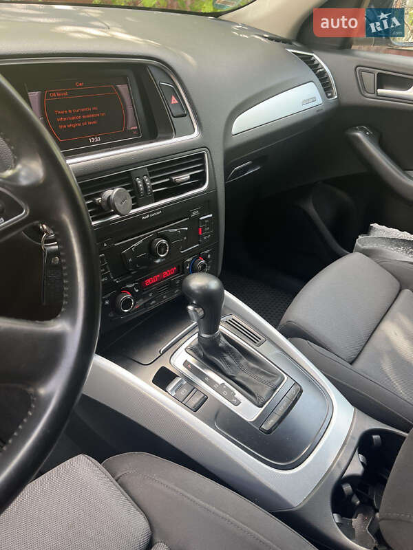 Позашляховик / Кросовер Audi Q5 2010 в Корсунь-Шевченківському