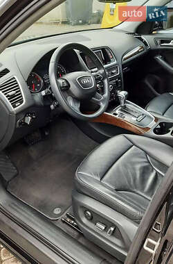 Внедорожник / Кроссовер Audi Q5 2015 в 