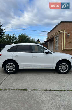 Внедорожник / Кроссовер Audi Q5 2013 в 