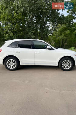 Внедорожник / Кроссовер Audi Q5 2013 в 