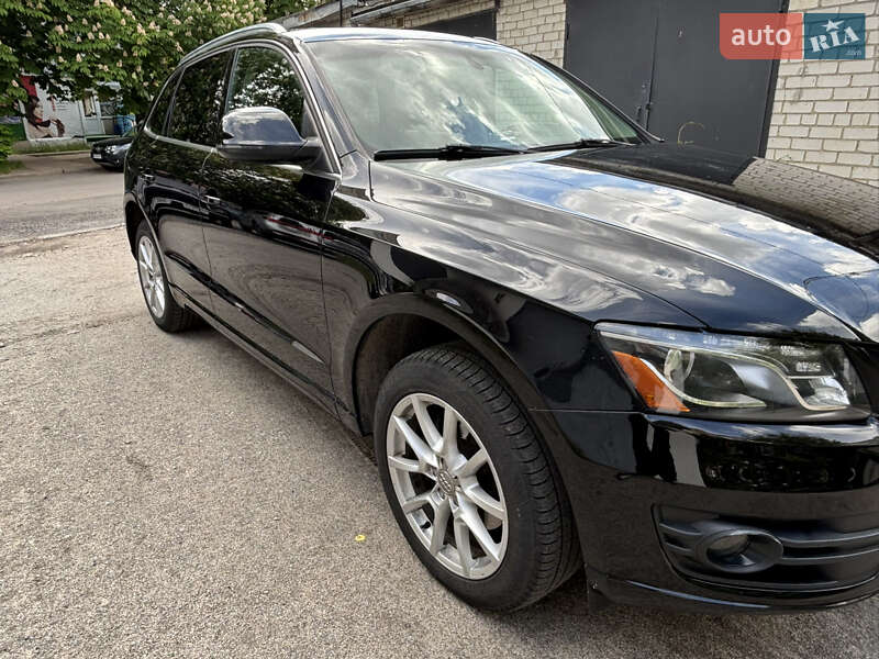 Внедорожник / Кроссовер Audi Q5 2010 в Кропивницком