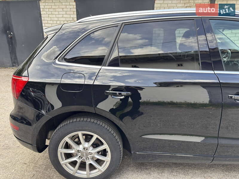Внедорожник / Кроссовер Audi Q5 2010 в Кропивницком