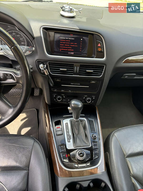 Внедорожник / Кроссовер Audi Q5 2010 в Кропивницком