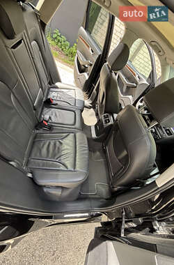 Внедорожник / Кроссовер Audi Q5 2010 в 