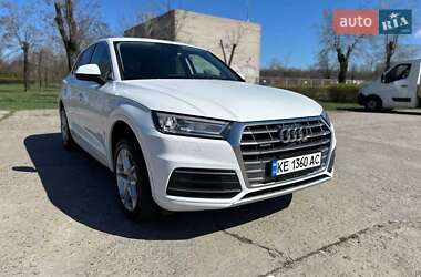 Позашляховик / Кросовер Audi Q5 2019 в 