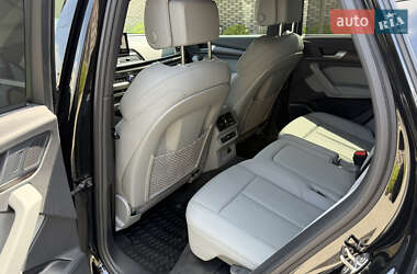 Внедорожник / Кроссовер Audi Q5 2022 в 