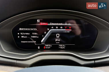 Внедорожник / Кроссовер Audi Q5 2022 в 