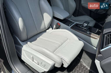 Внедорожник / Кроссовер Audi Q5 2022 в 